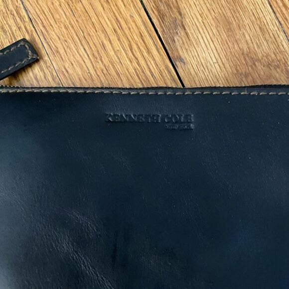 Kenneth Cole Structured Leather Pouch - Picture 3 of 7